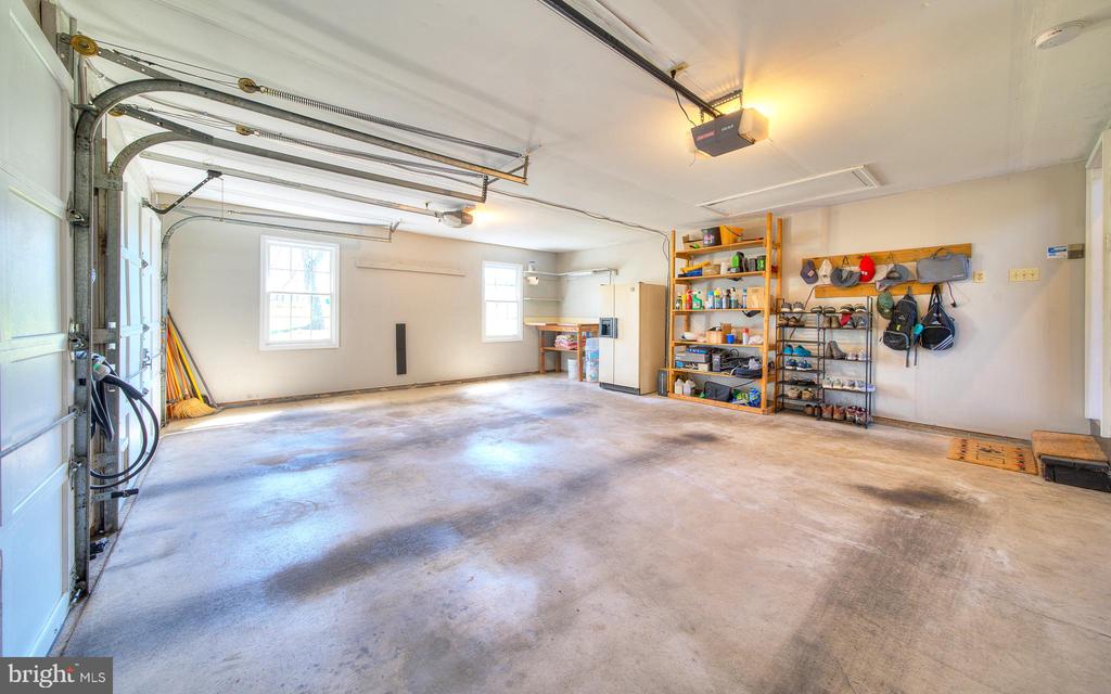 30 JOHN DYER WAY