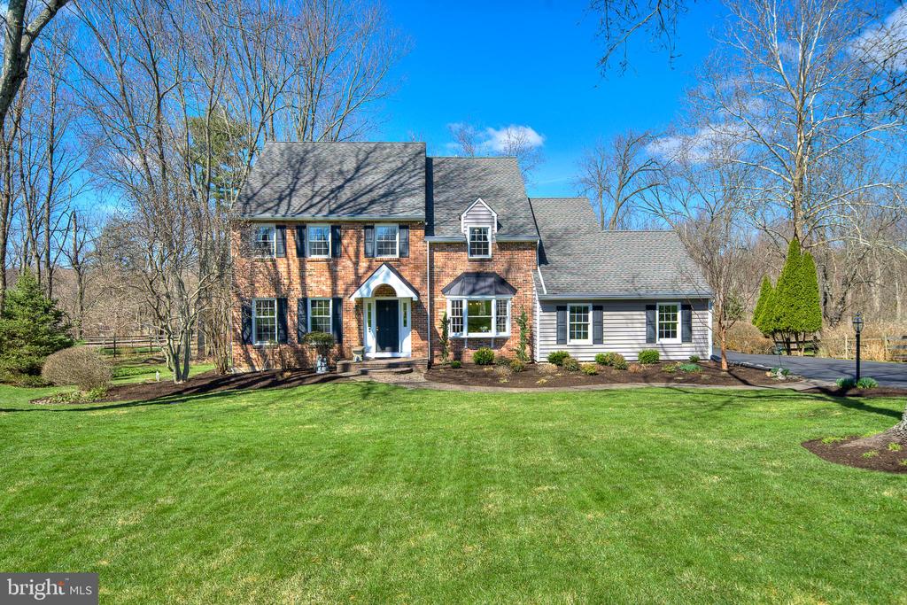 30 JOHN DYER WAY