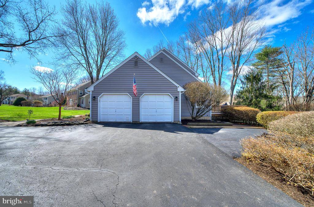 30 JOHN DYER WAY