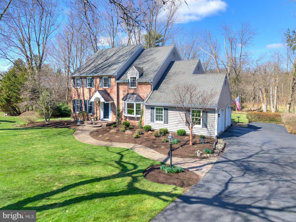 30 JOHN DYER WAY