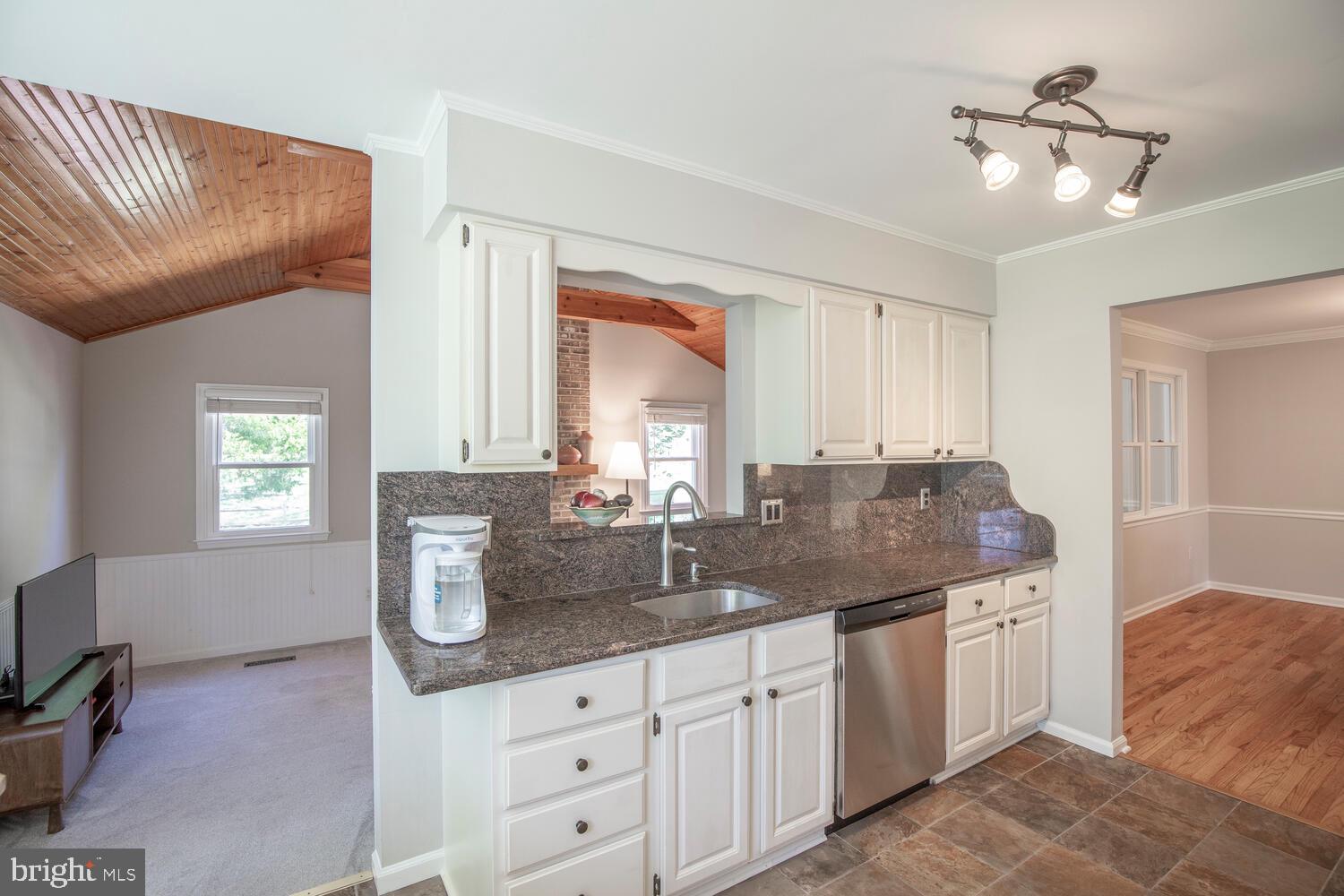 3584 WINDRIDGE DRIVE