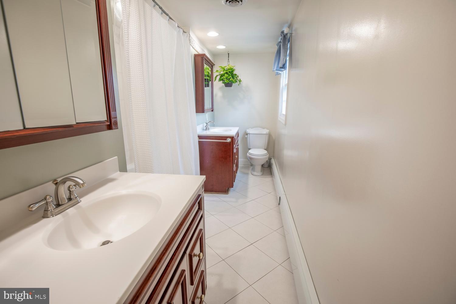 251 UPPER HOLLAND ROAD