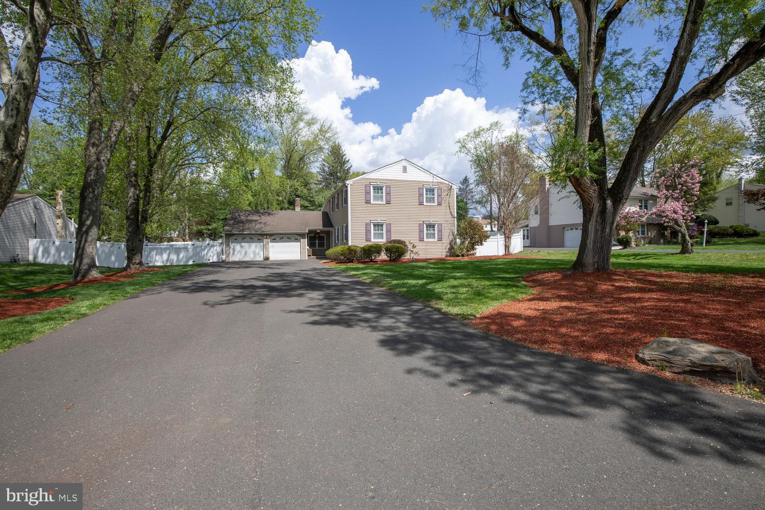 251 UPPER HOLLAND ROAD