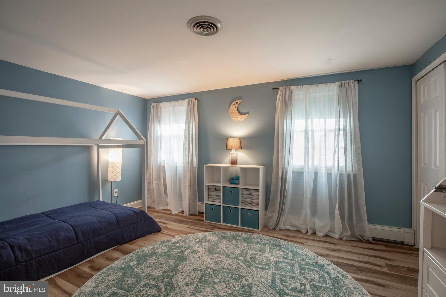 251 UPPER HOLLAND ROAD