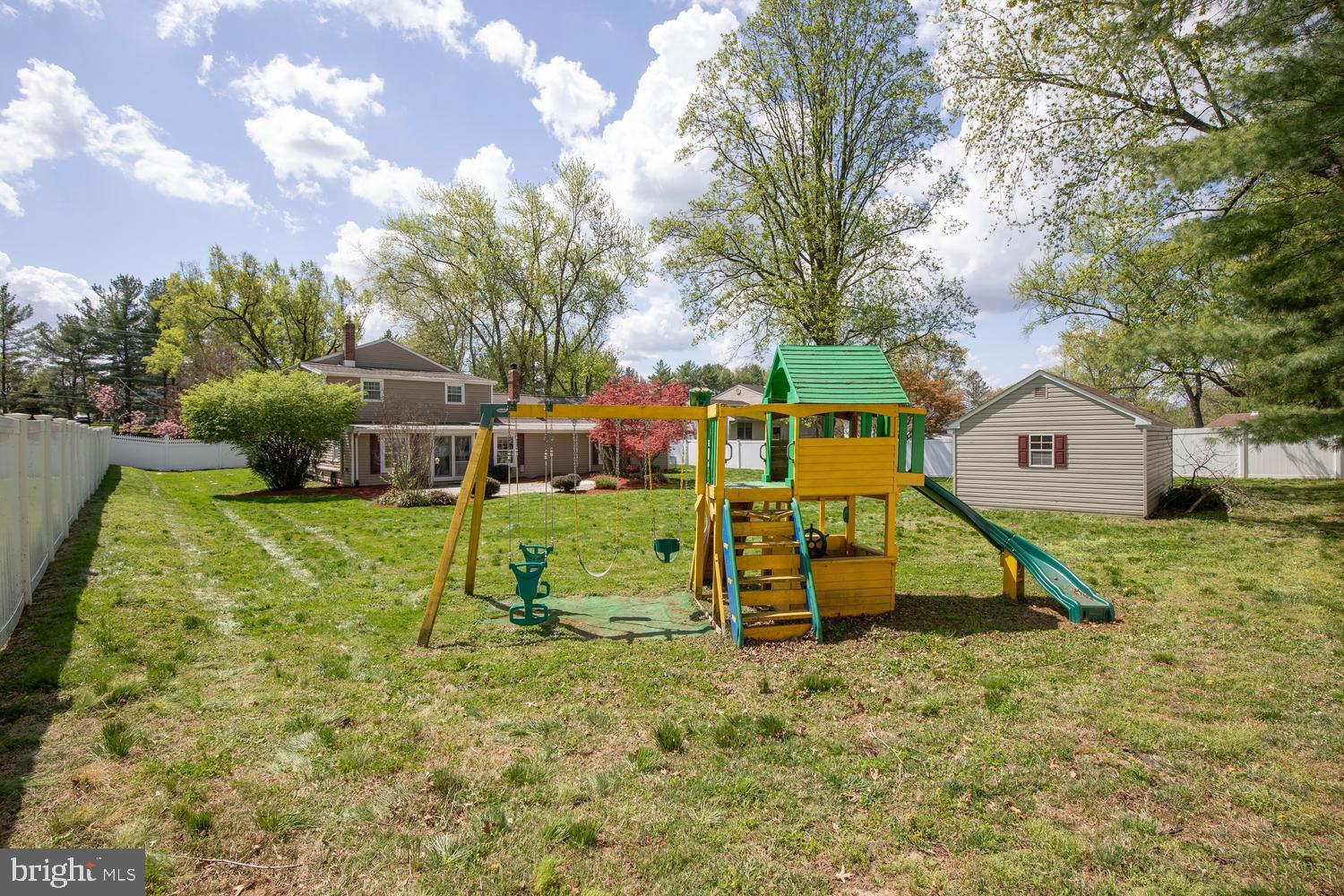 251 UPPER HOLLAND ROAD