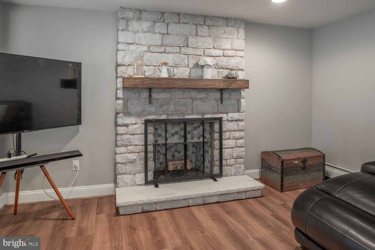 251 UPPER HOLLAND ROAD