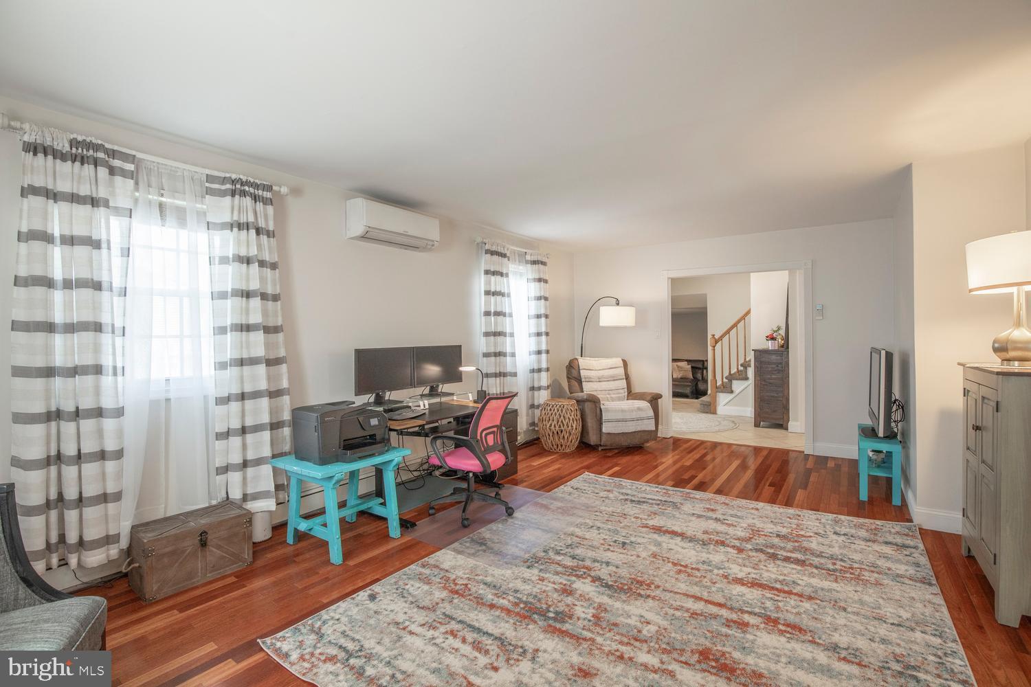 251 UPPER HOLLAND ROAD