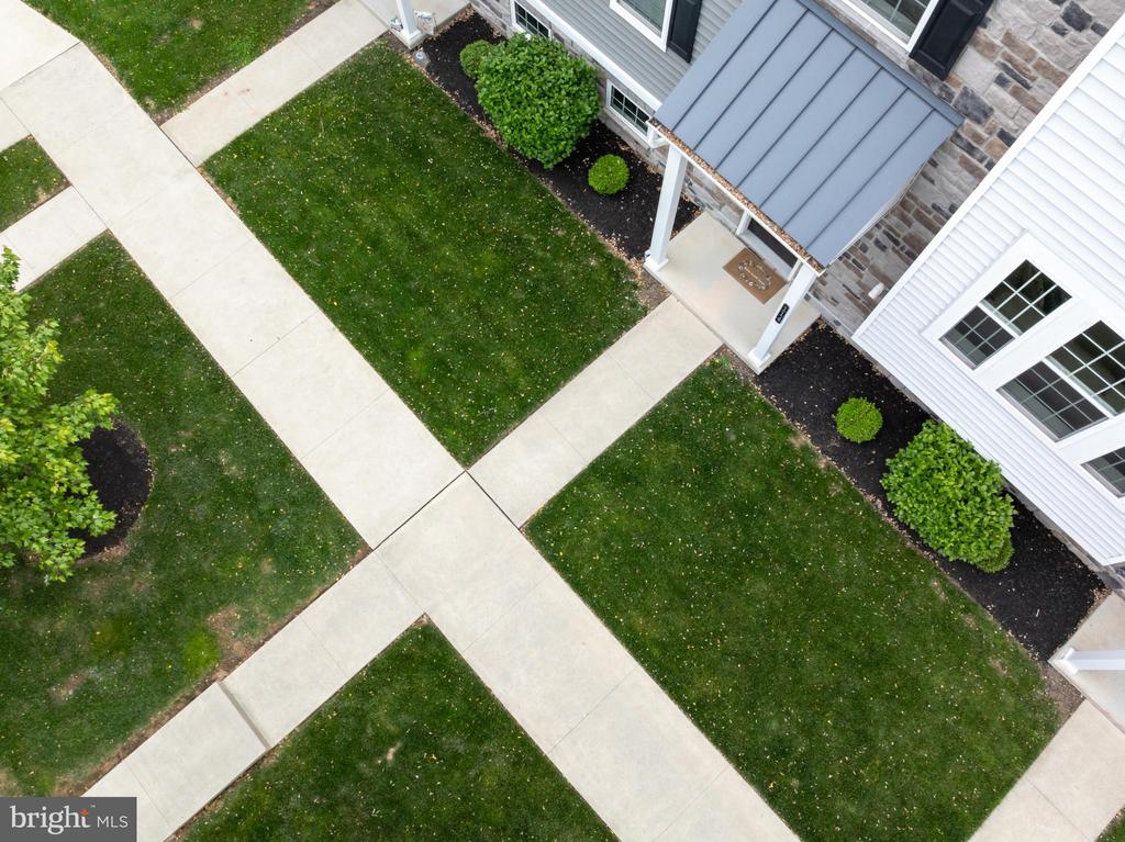 114 HARTZELS LANE
