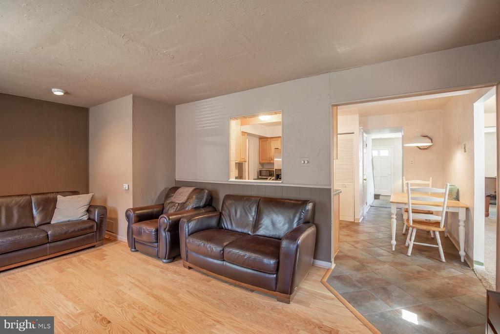 3237 FARRAGUT COURT