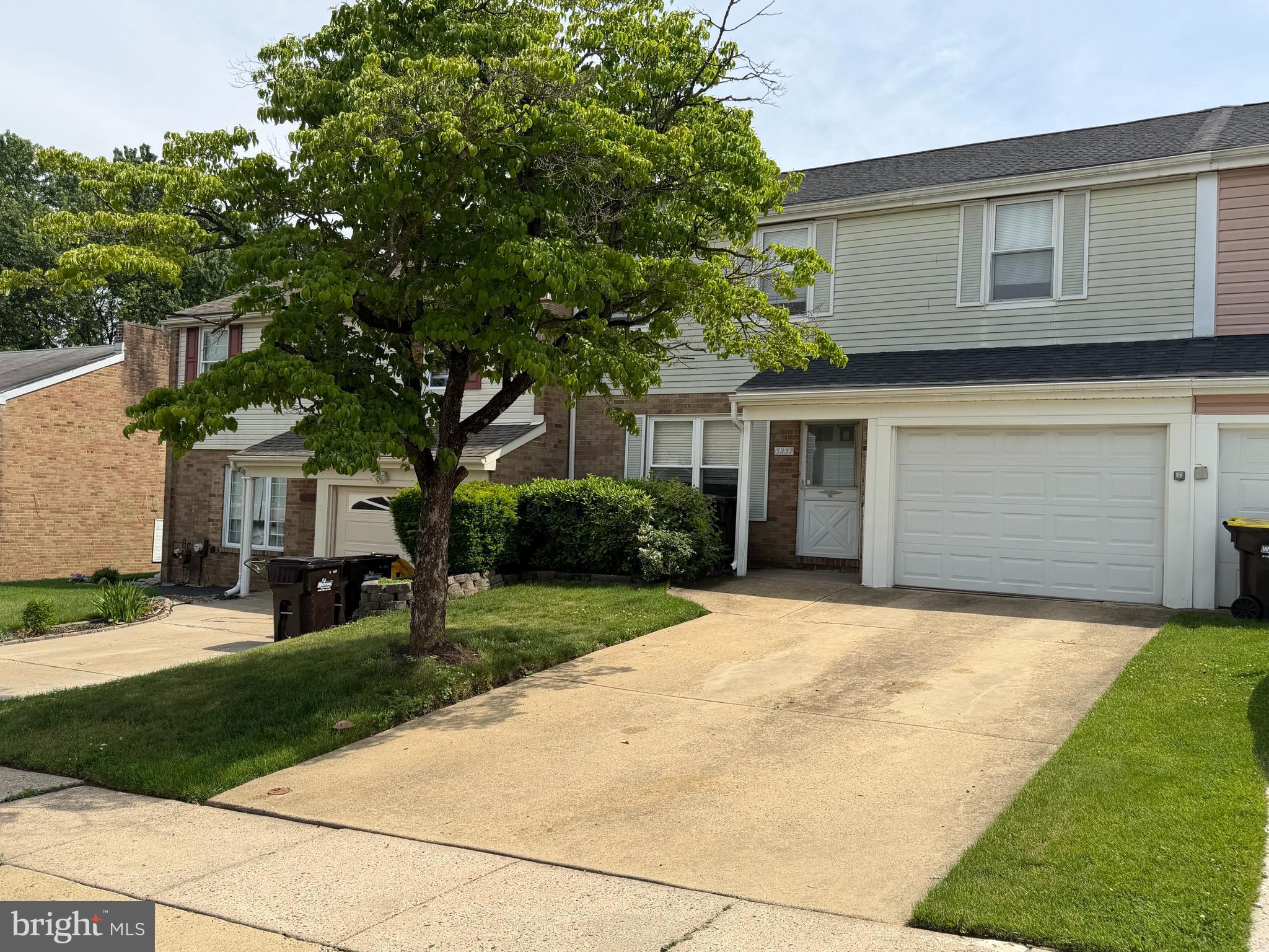 3237 FARRAGUT COURT