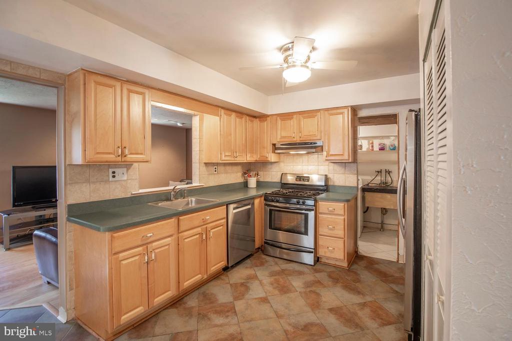 3237 FARRAGUT COURT
