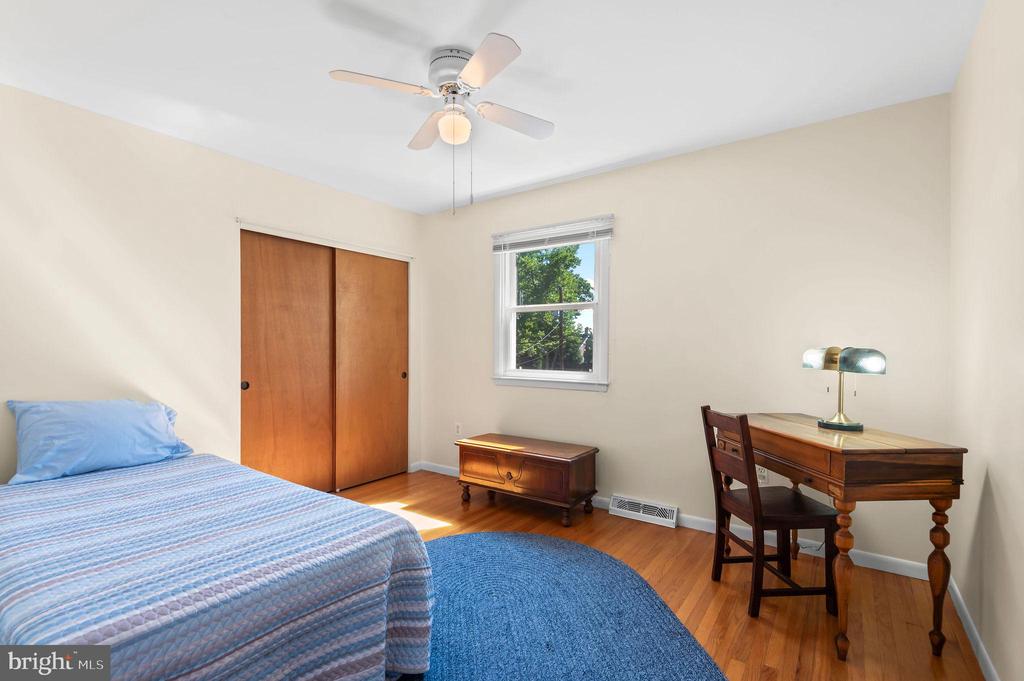 330 HILLTOWN PIKE