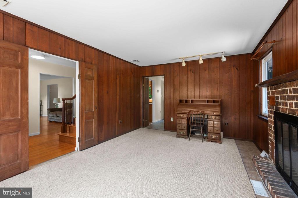 330 HILLTOWN PIKE