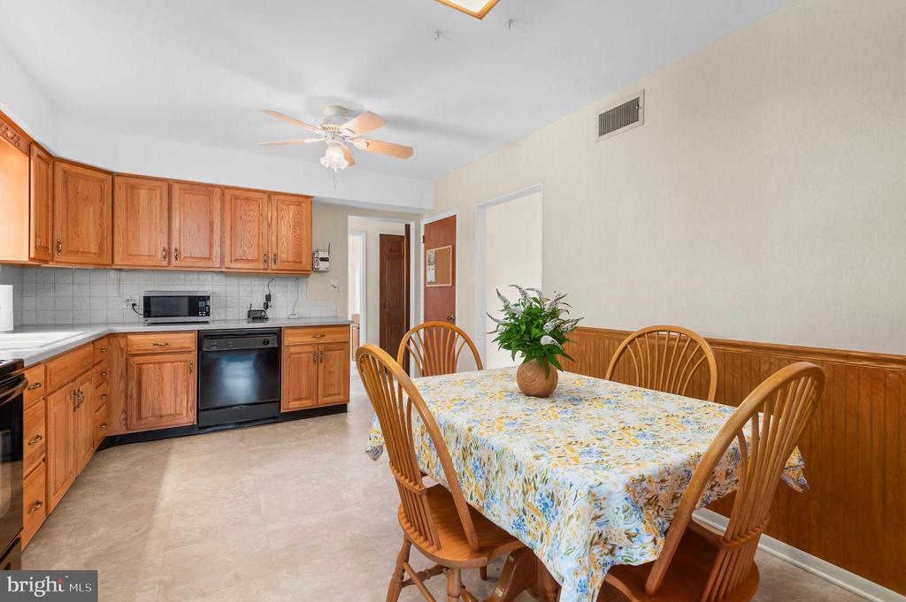 330 HILLTOWN PIKE