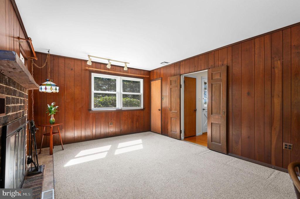 330 HILLTOWN PIKE