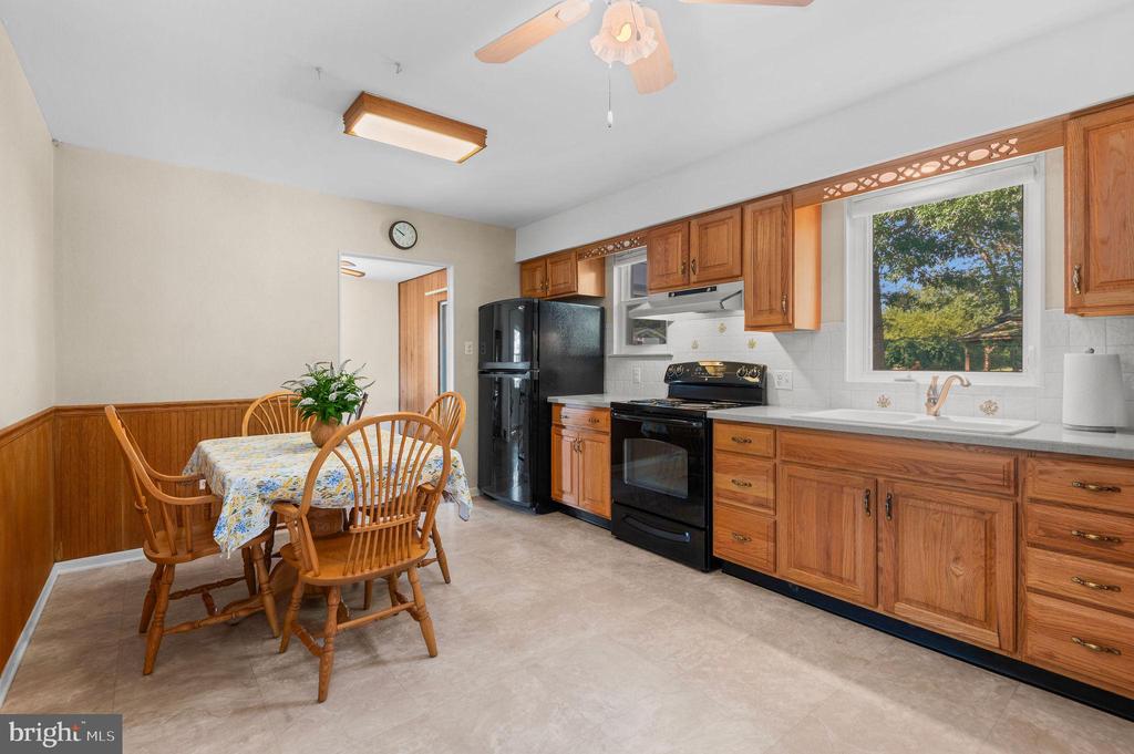 330 HILLTOWN PIKE