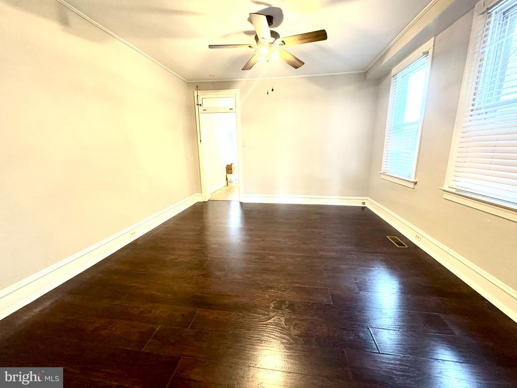 425 JUNIPER STREET
