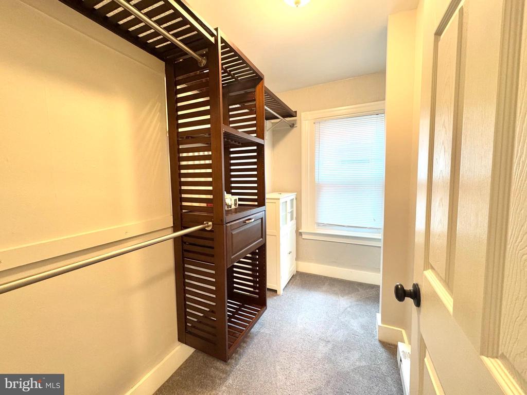 425 JUNIPER STREET