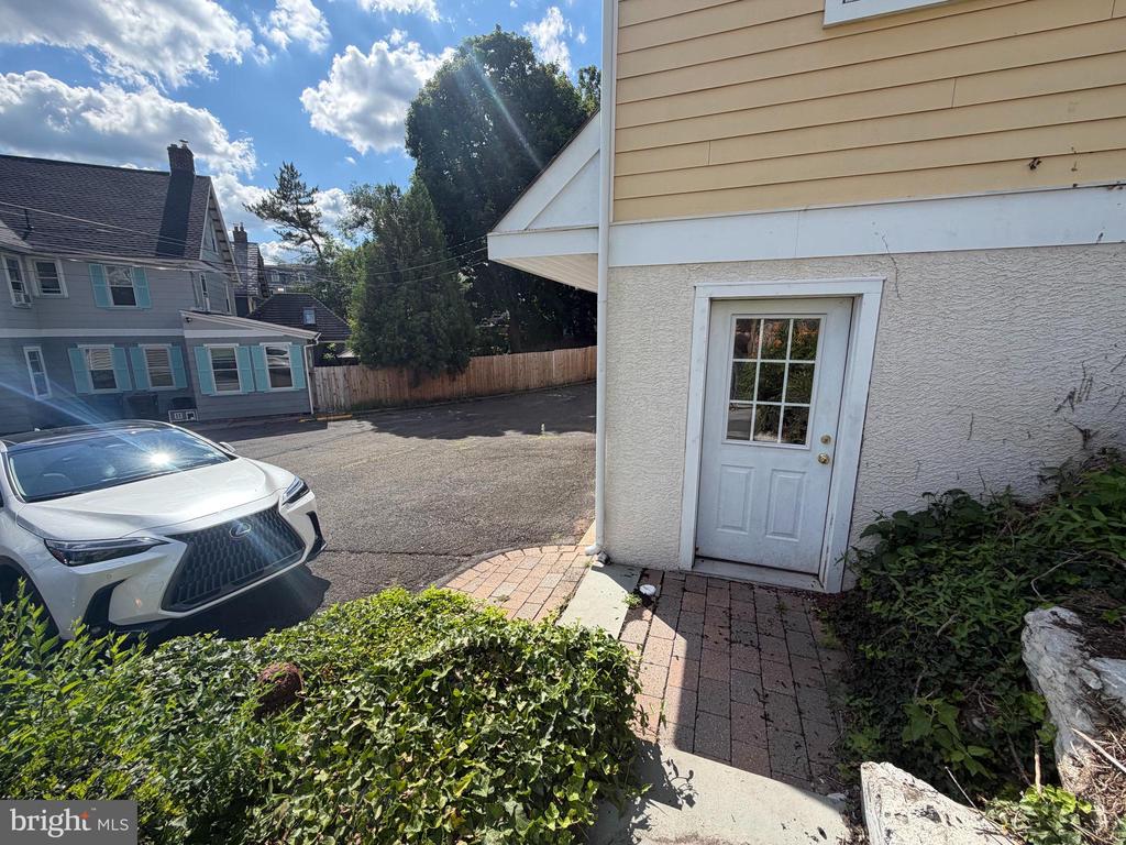 156 GREEN STREET