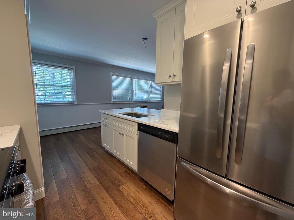 403 S MAIN STREET Unit: 105