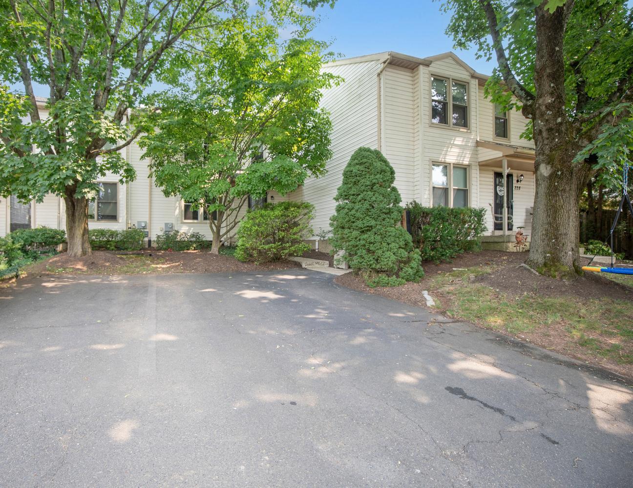 226 INVERNESS CIRCLE