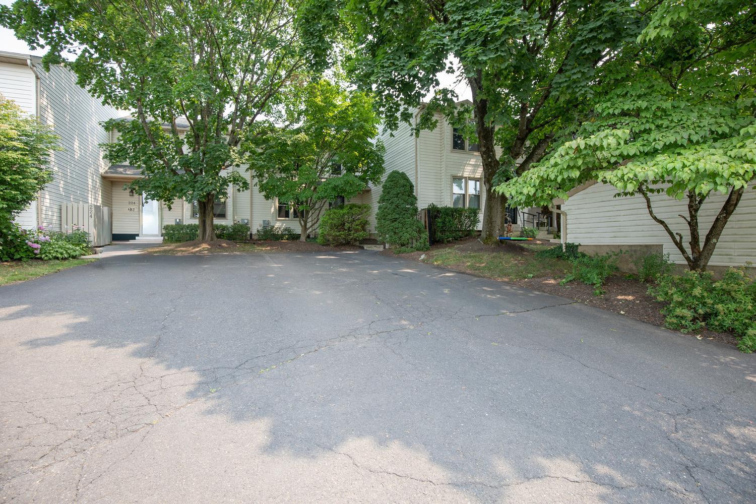 226 INVERNESS CIRCLE