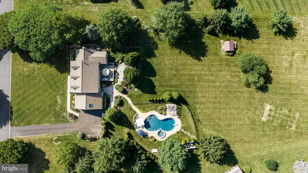 3821 FOUNTAIN CIRCLE