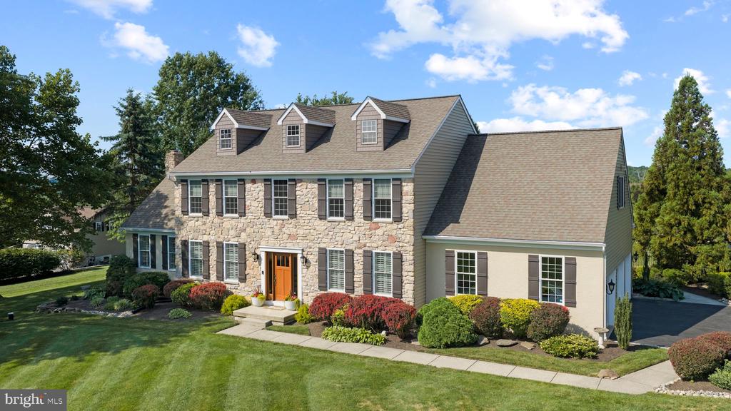3821 FOUNTAIN CIRCLE