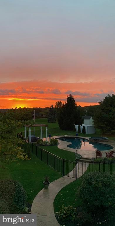 3821 FOUNTAIN CIRCLE