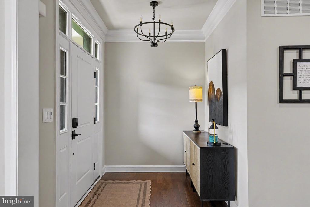 7 PETTITS BRIDGE ROAD
