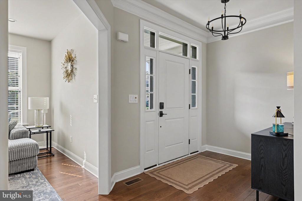 7 PETTITS BRIDGE ROAD