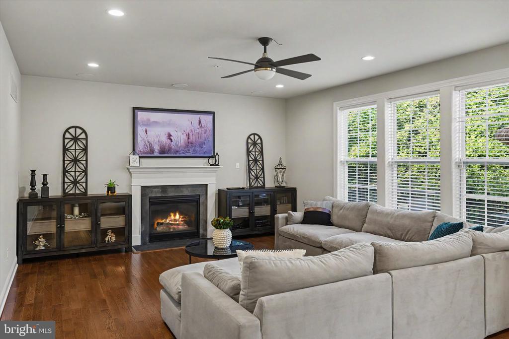 7 PETTITS BRIDGE ROAD