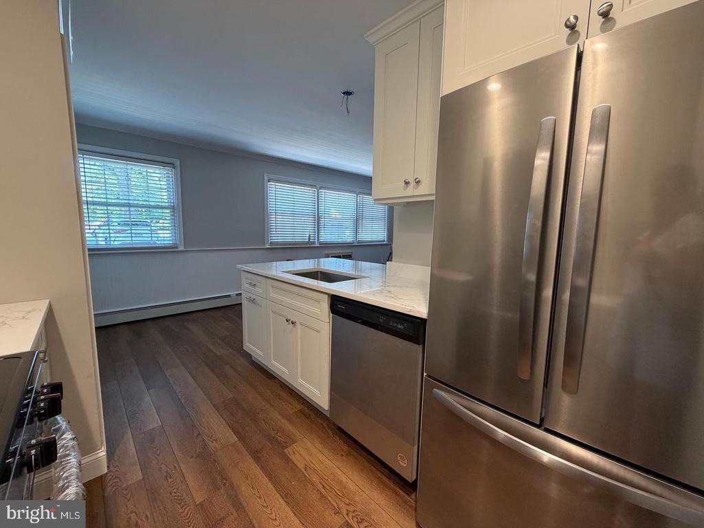 403 S MAIN STREET Unit: 105