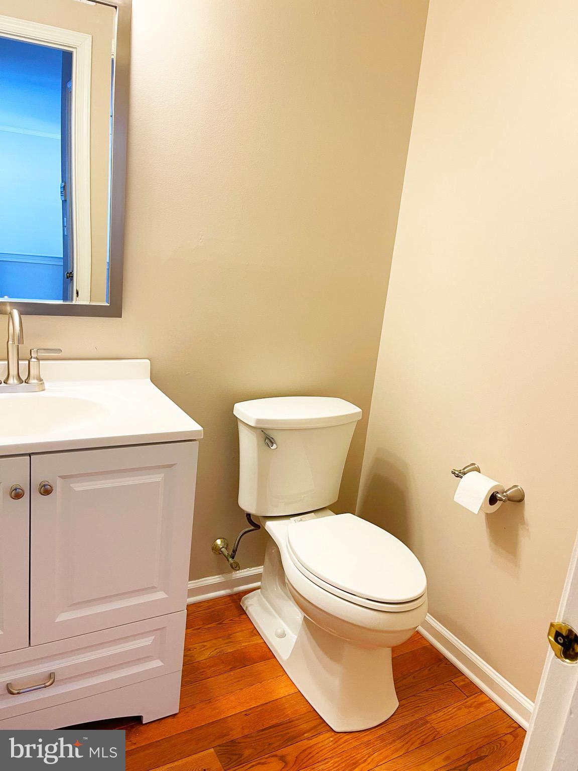 121 GLENEAGLES DRIVE