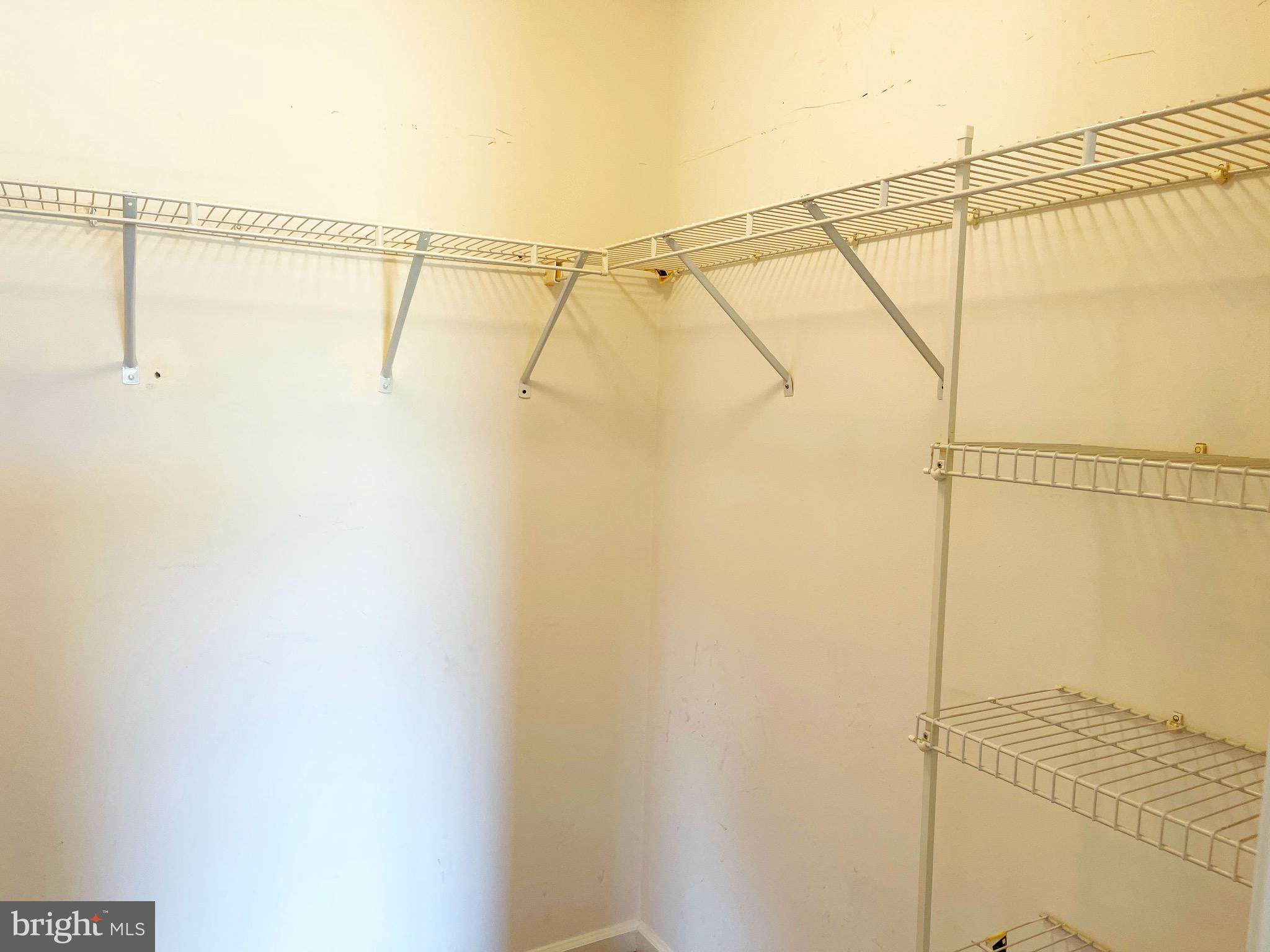 121 GLENEAGLES DRIVE