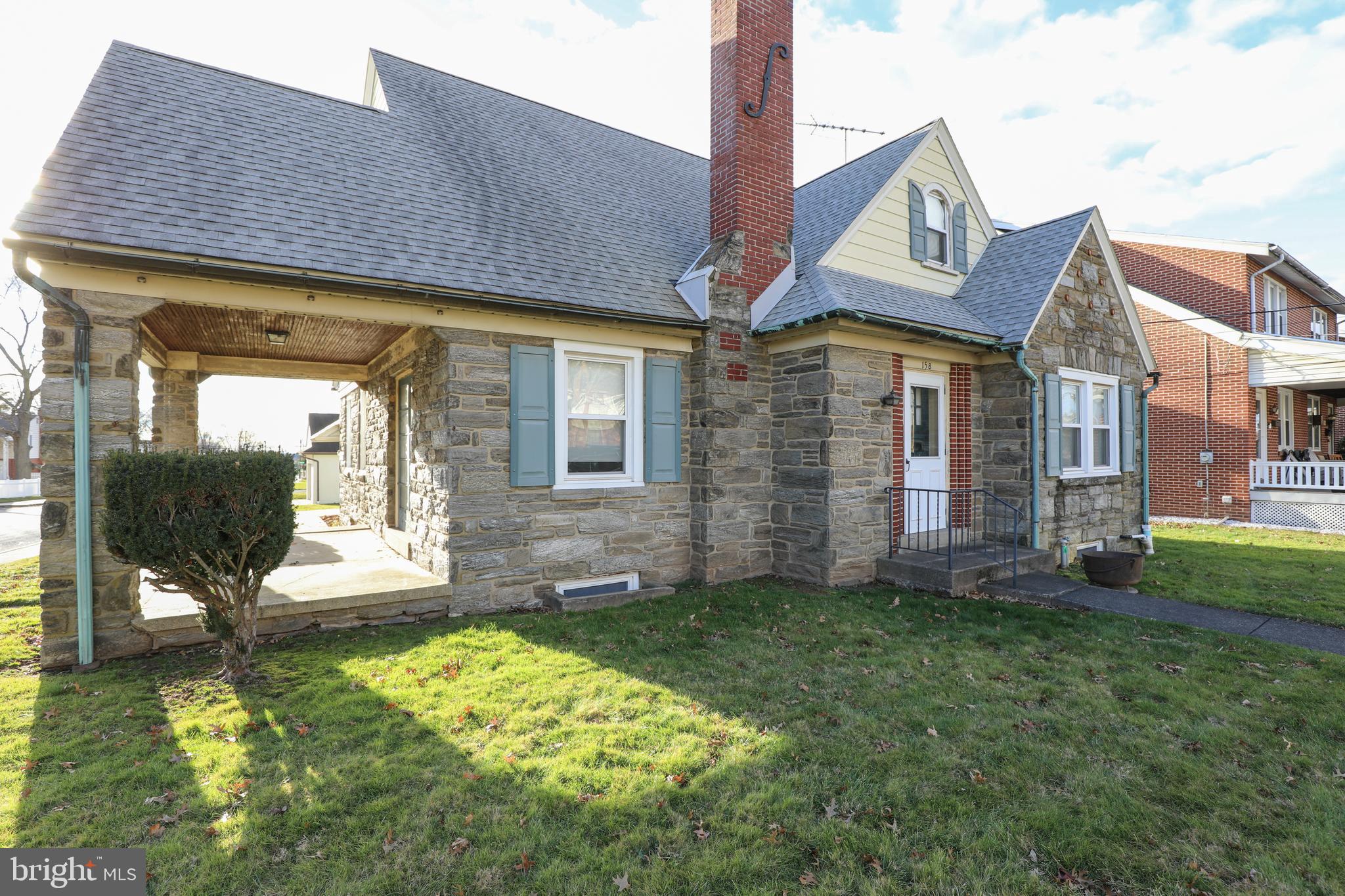 158 WASHINGTON AVENUE