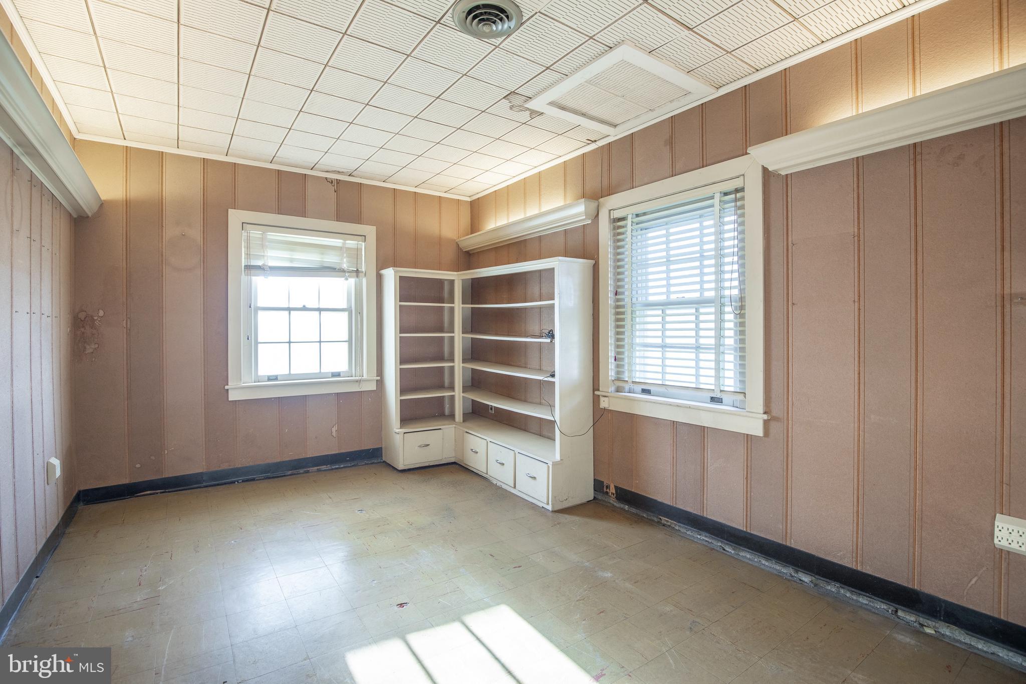 158 WASHINGTON AVENUE