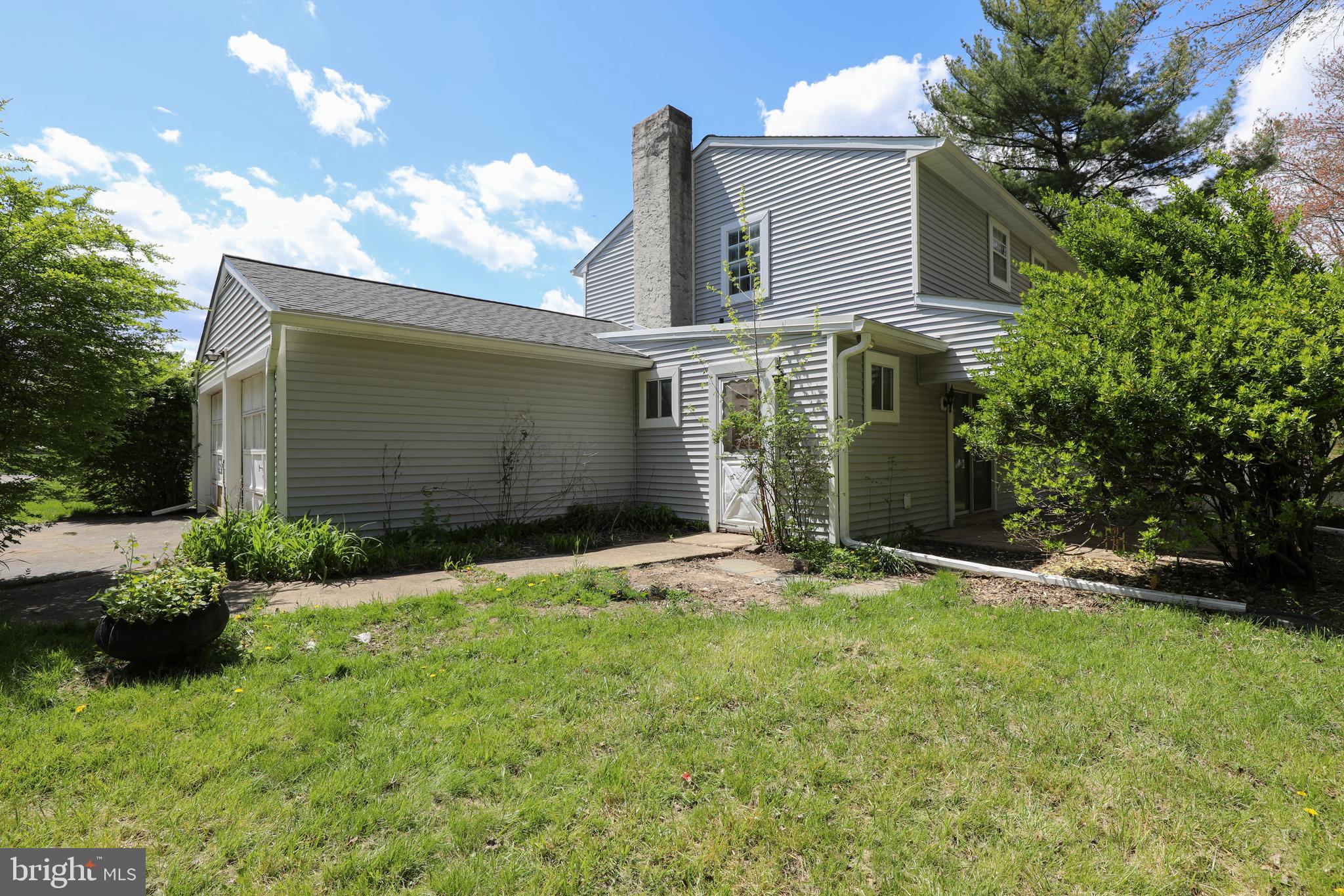 1681 WINCHESTER DRIVE