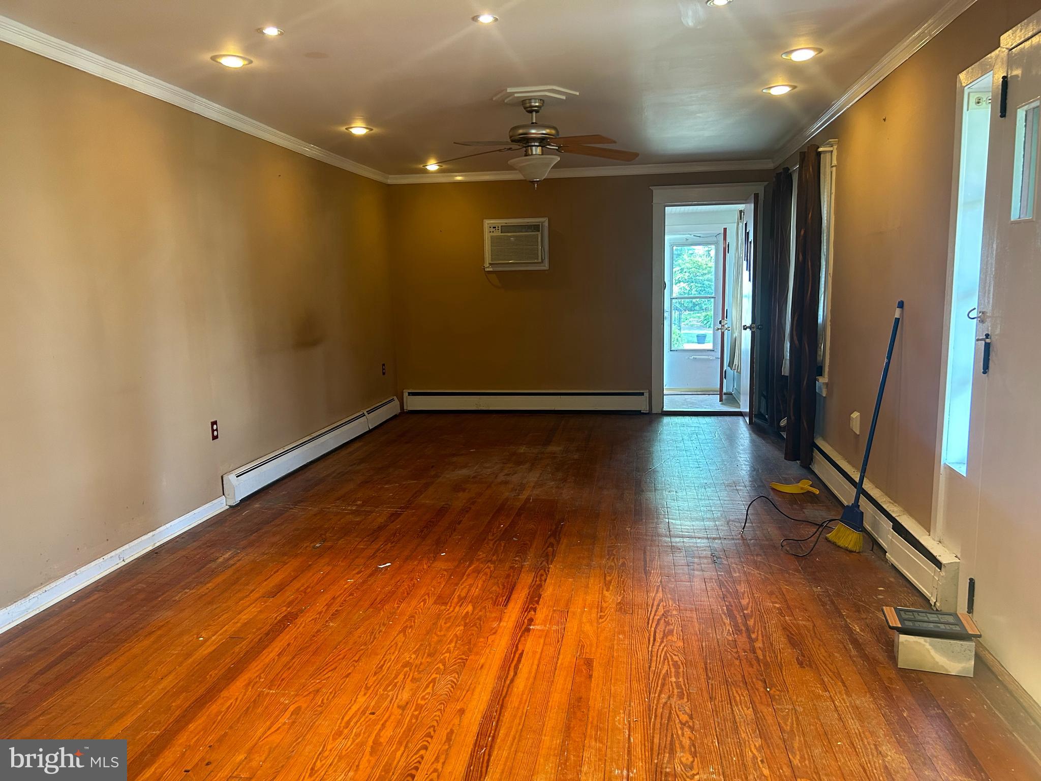 480 SPRINGDALE AVENUE