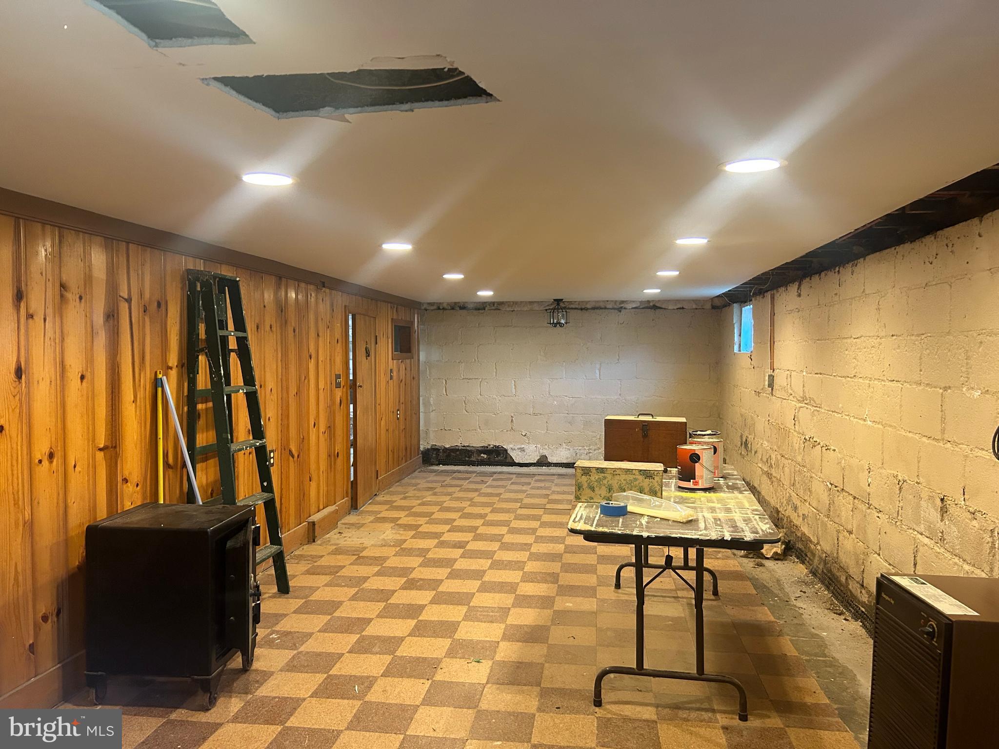 480 SPRINGDALE AVENUE