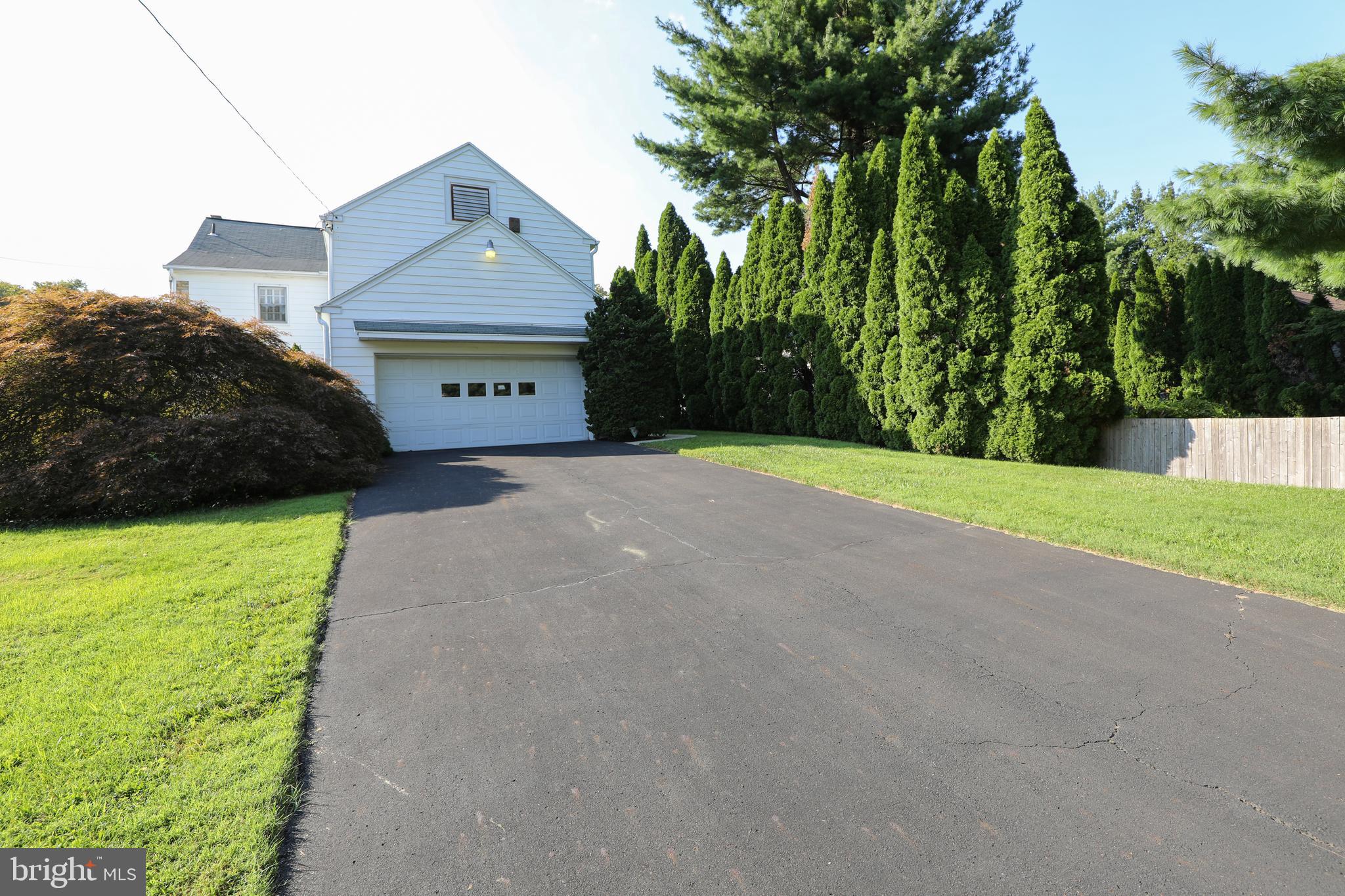 7603 WOODLAWN AVENUE