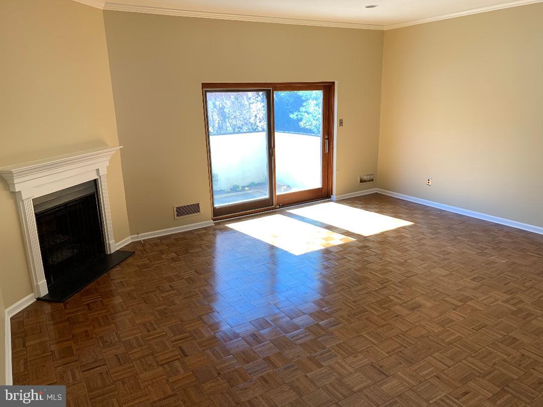 100 LLANALEW ROAD 13A