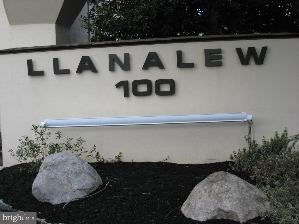 100 LLANALEW ROAD 13A