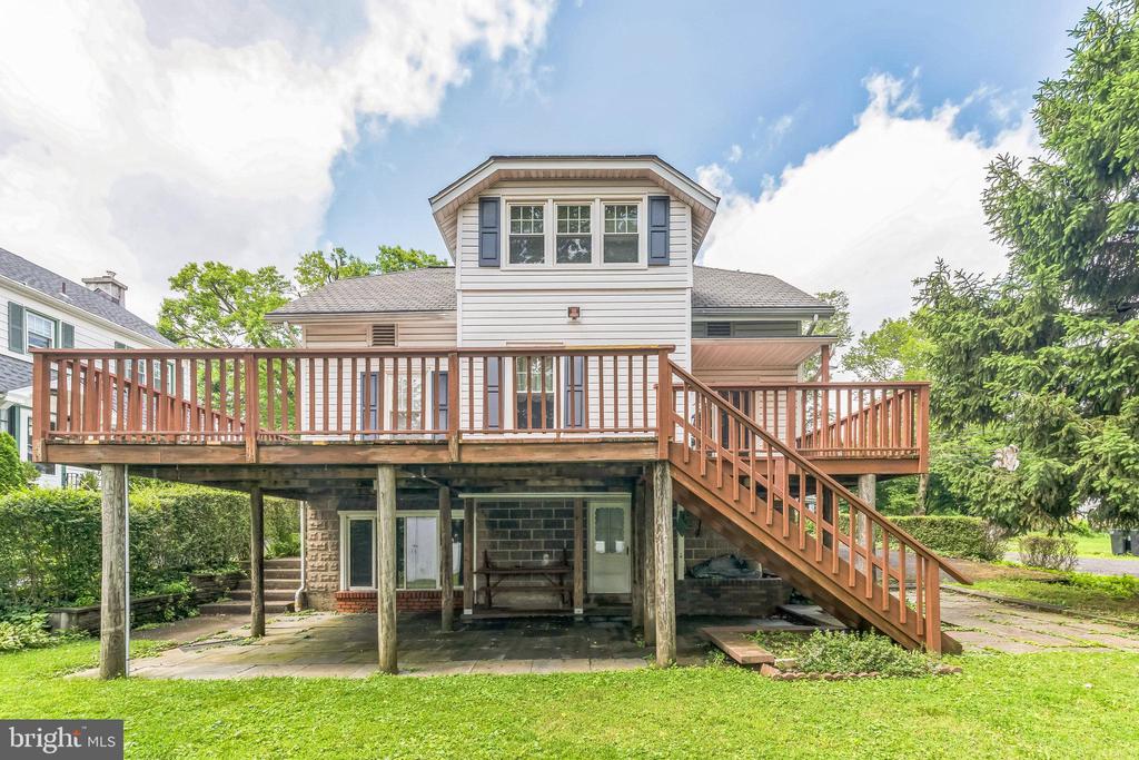 35 WILLIAMS LANE