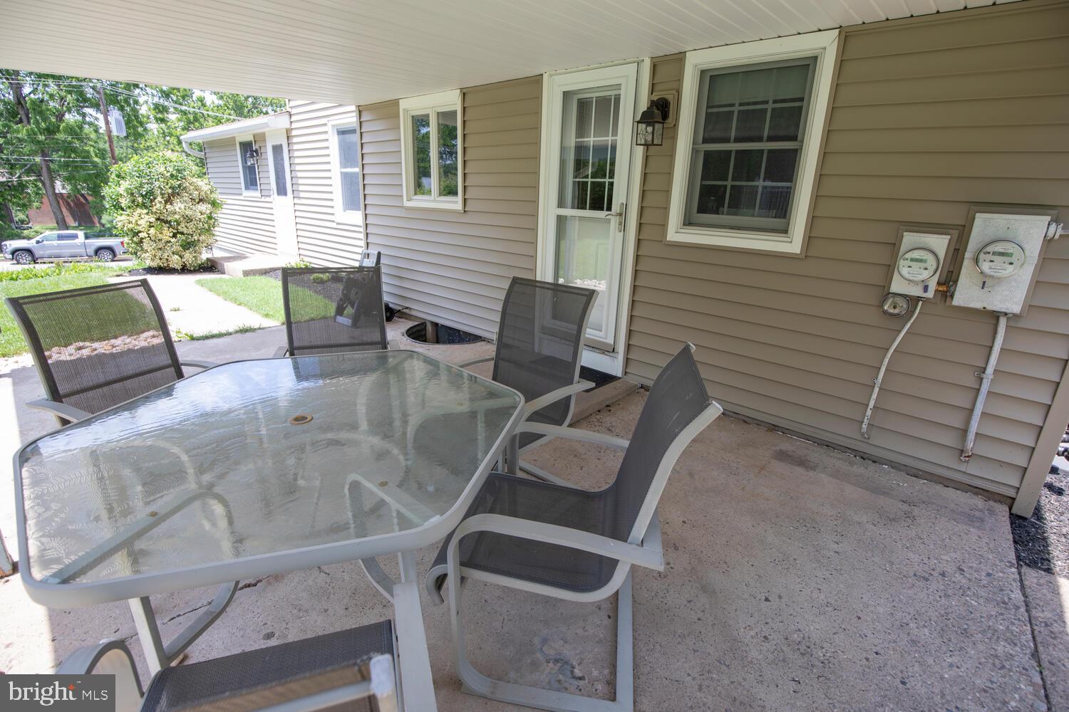 56 MEADOWBROOK AVENUE