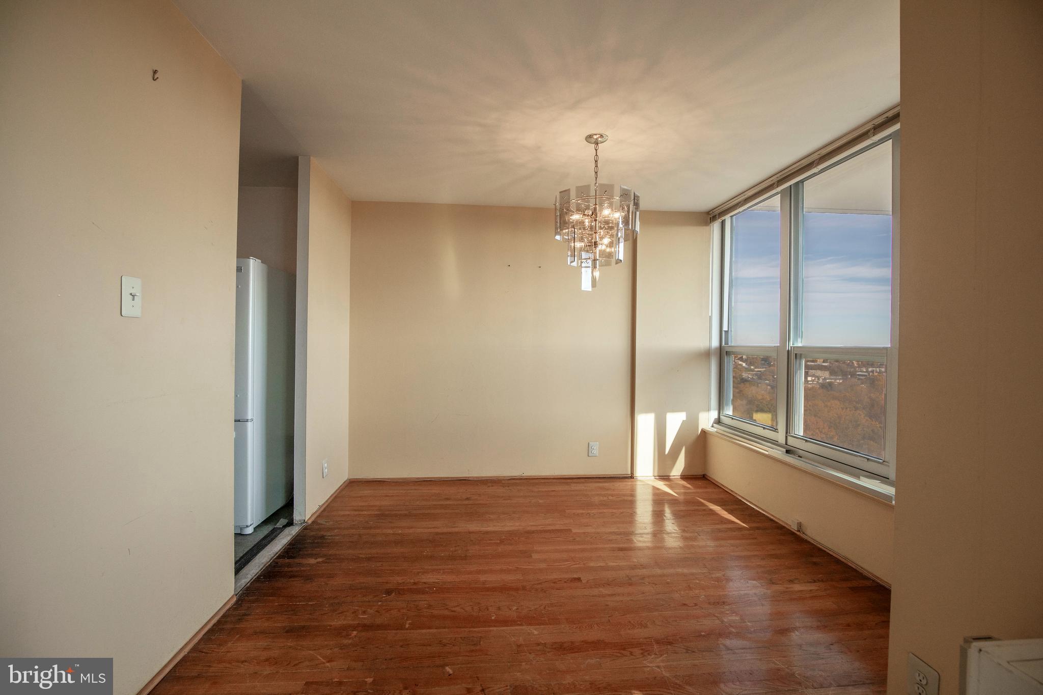 3600 CONSHOHOCKEN AVENUE 1806