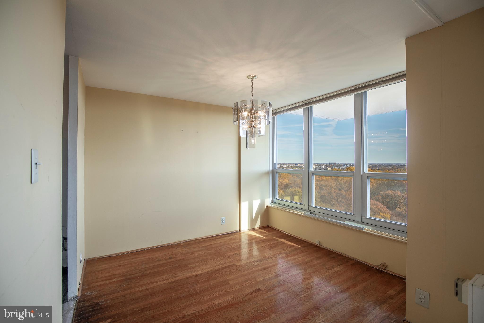 3600 CONSHOHOCKEN AVENUE 1806