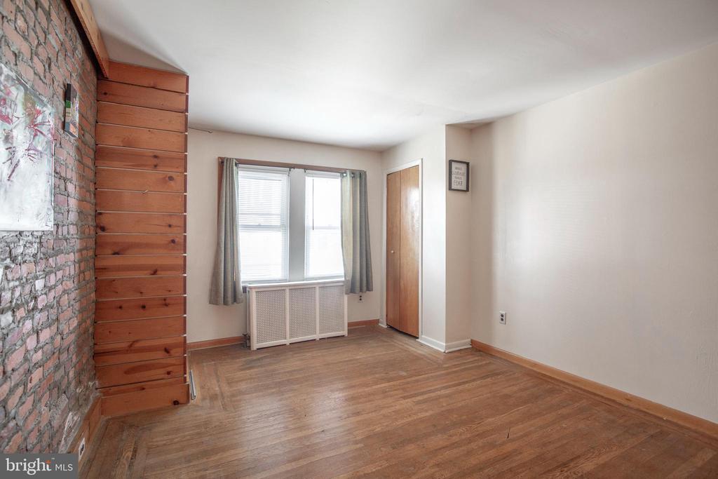 1209 MARLYN ROAD