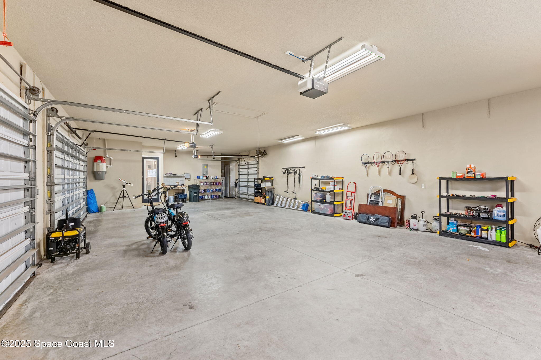 4022 Tradewinds Trail