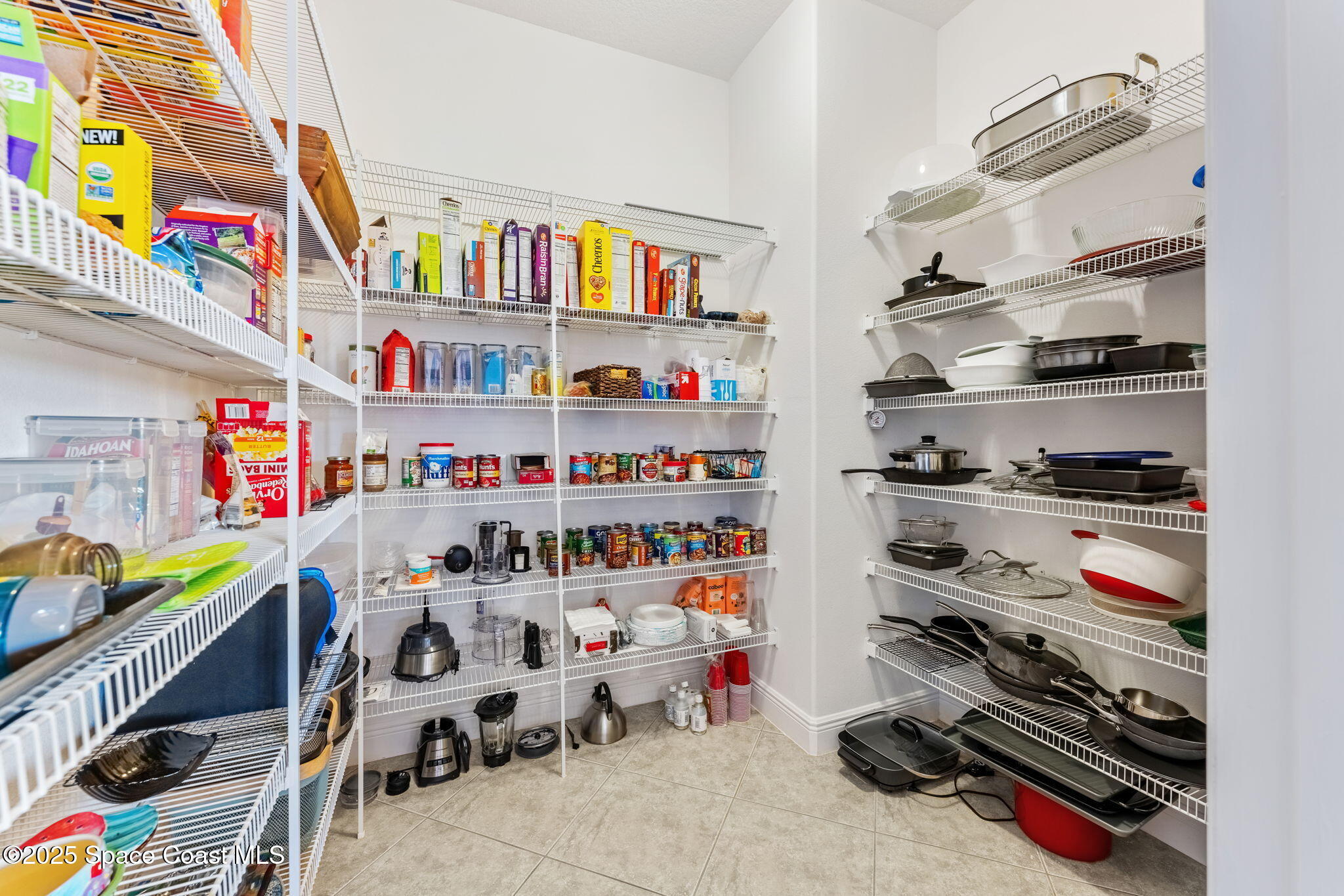 4022 Tradewinds Trail